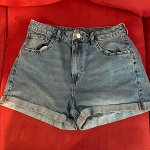 Divided mom jean style jean shorts